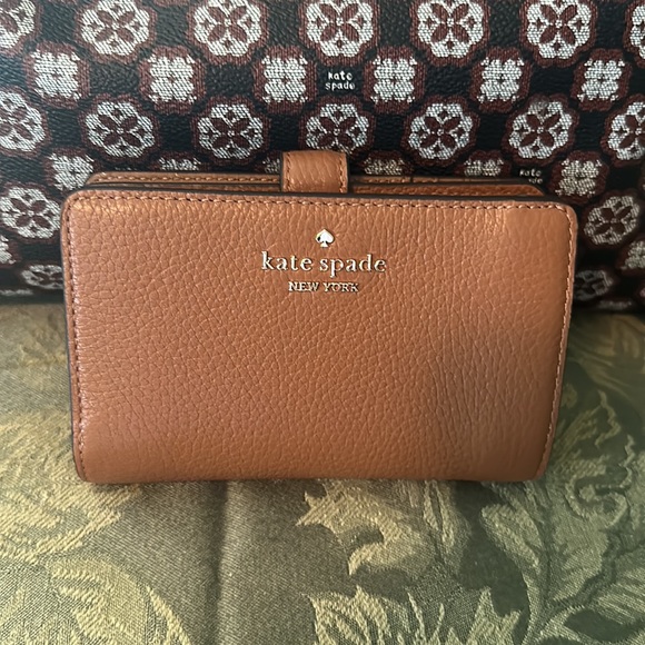 Kate Spade tote bag and wallet bundle - Picture 2 of 10